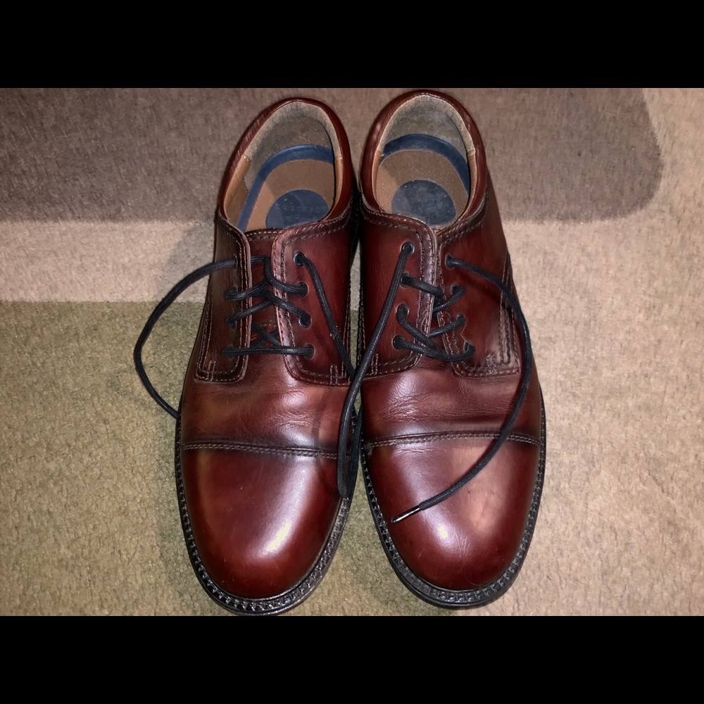 Dockers dress shoes